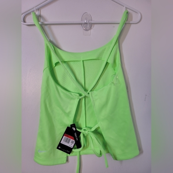 NWT Nike Sportswear Icon Clash Tie Back Tank Large Green - Picture 5 of 7